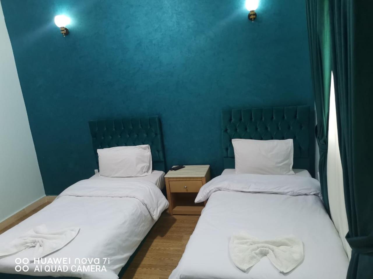 Anubis Kingdom Pyramids Hostel Kafrat al Jabal Phòng bức ảnh