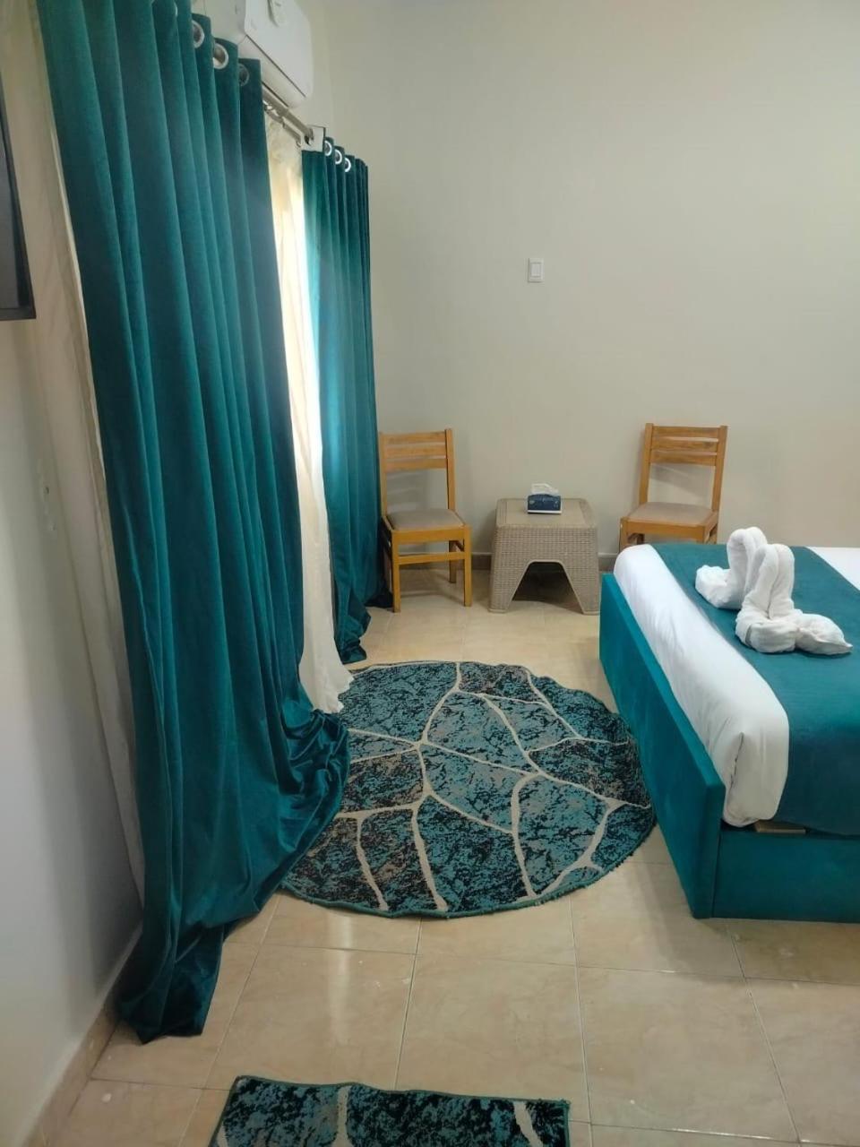 Anubis Kingdom Pyramids Hostel Kafrat al Jabal Ngoại thất bức ảnh