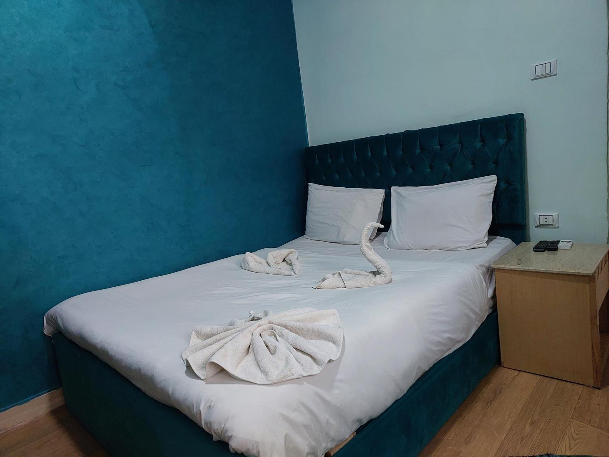 Anubis Kingdom Pyramids Hostel Kafrat al Jabal Ngoại thất bức ảnh
