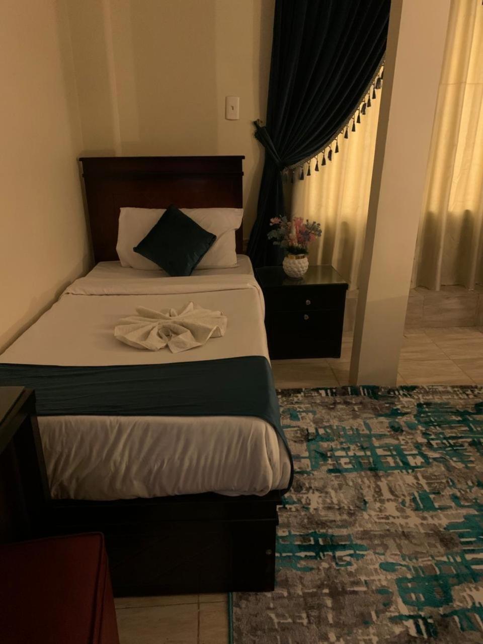 Anubis Kingdom Pyramids Hostel Kafrat al Jabal Ngoại thất bức ảnh