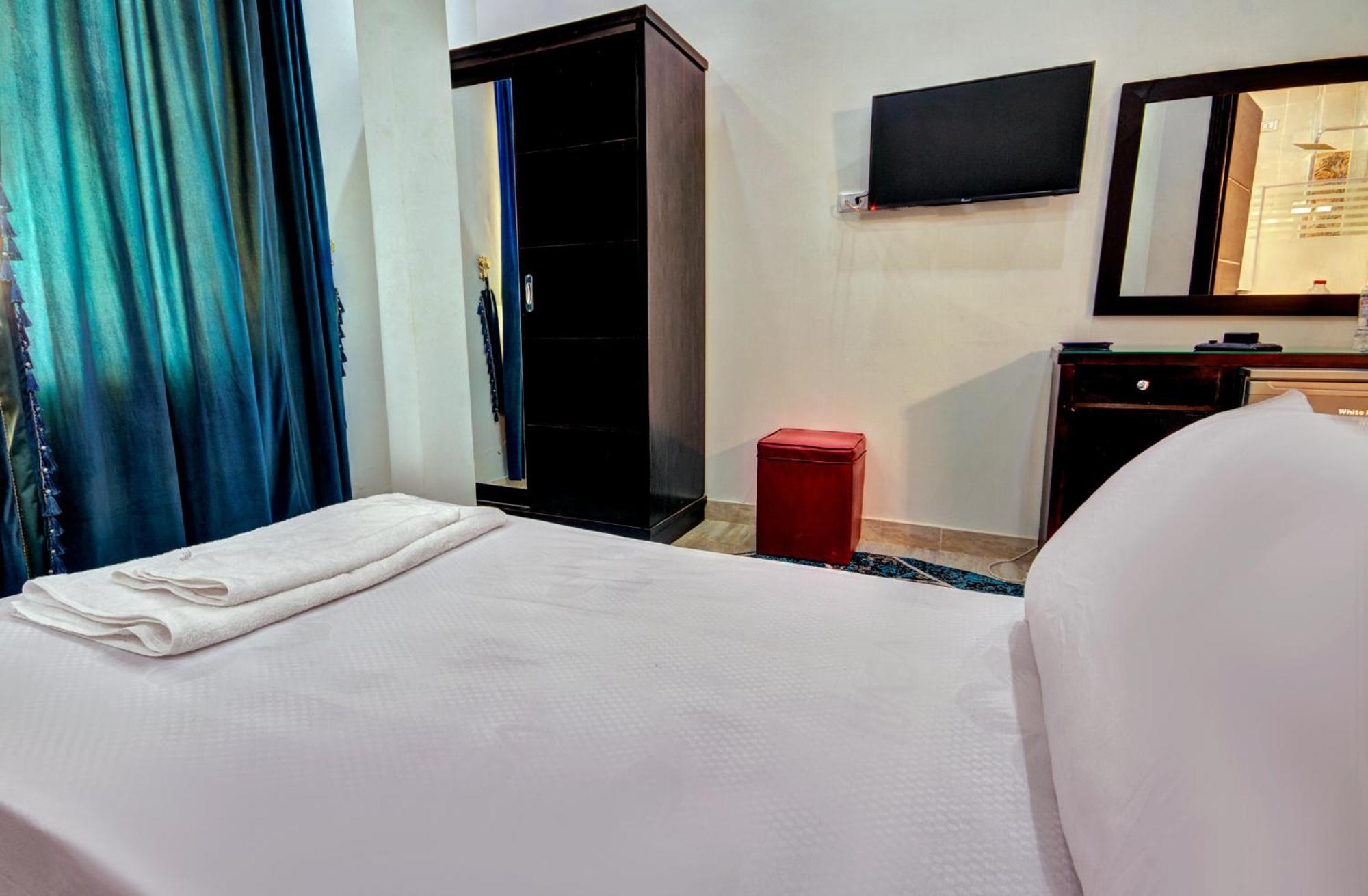 Anubis Kingdom Pyramids Hostel Kafrat al Jabal Ngoại thất bức ảnh